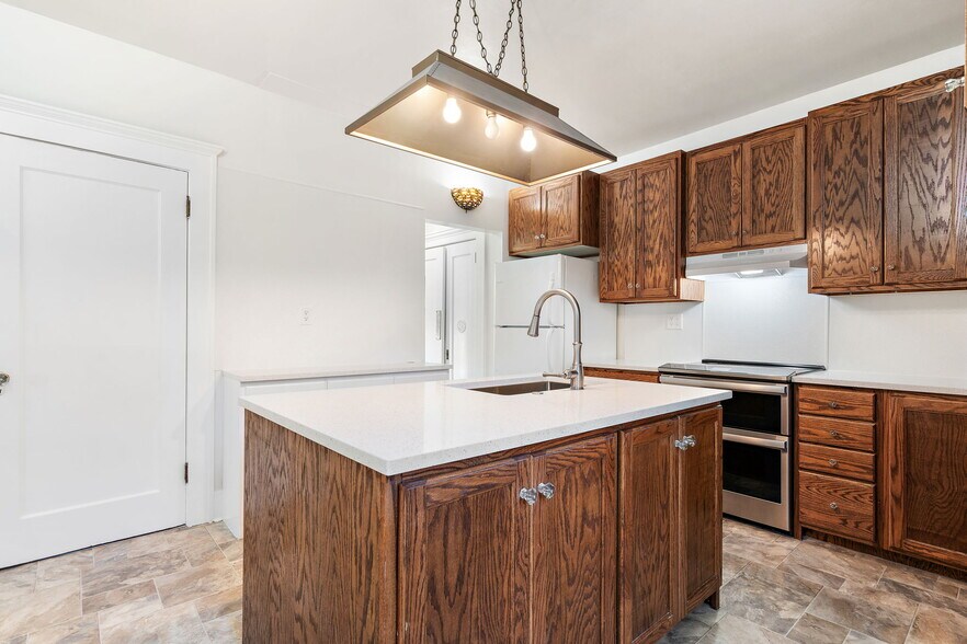 More Photos Of 2389 W Boise Ave, Boise Specialty For Sale
