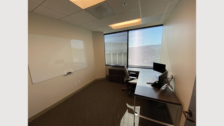 More Photos Of 15260 ventura Blvd, Sherman Oaks Office For Lease
