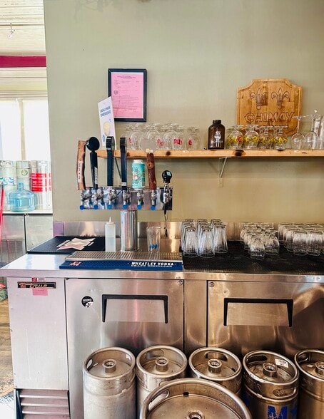 More Photos Of 730 Main St, Half Moon Bay Restaurant For Sale