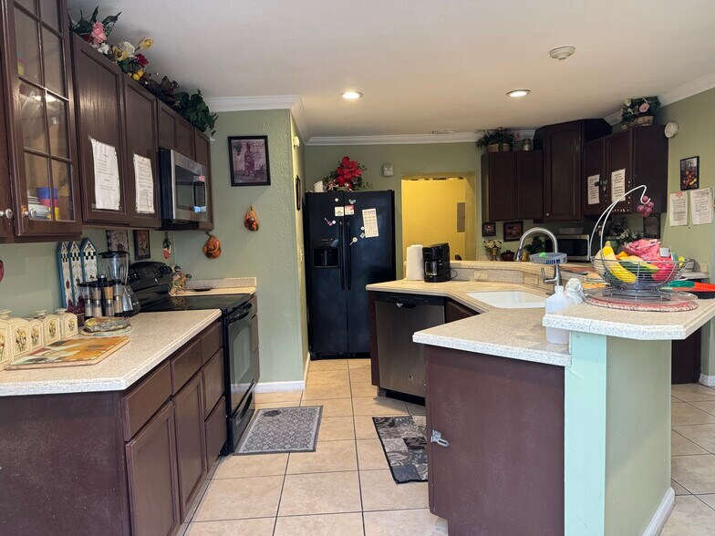 More Photos Of 8 E Summit St, Apopka Specialty For Sale