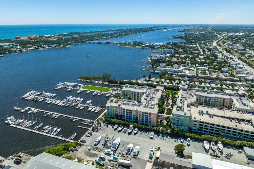 More Photos Of 802 E Windward Way, Lantana Apartments For Sale