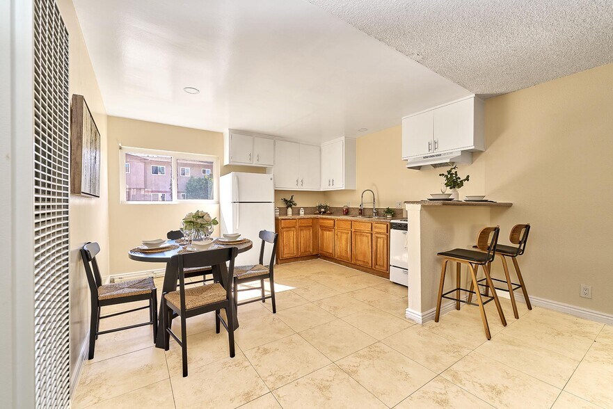 More Photos Of 1381 Burwood St, La Habra Apartments For Sale
