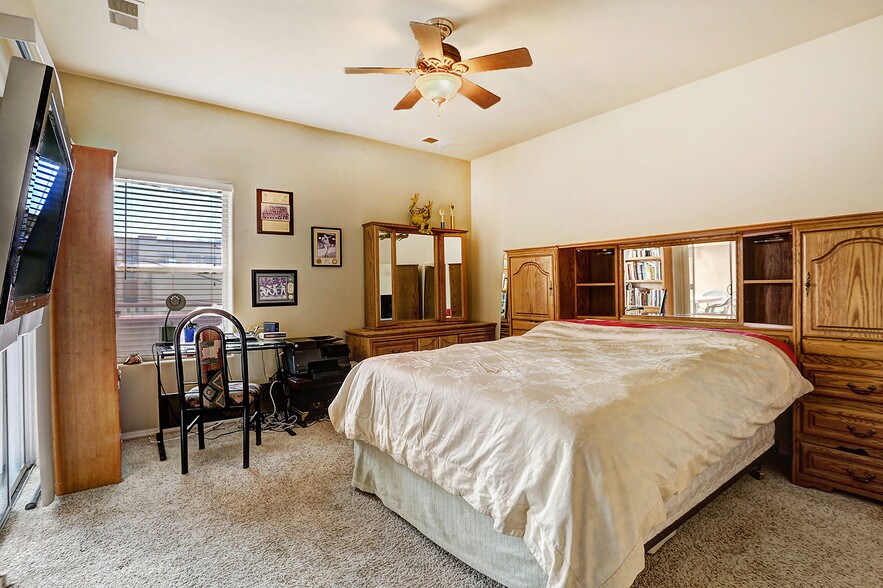 More Photos Of 314-336 Adams St SE, Albuquerque Office For Sale