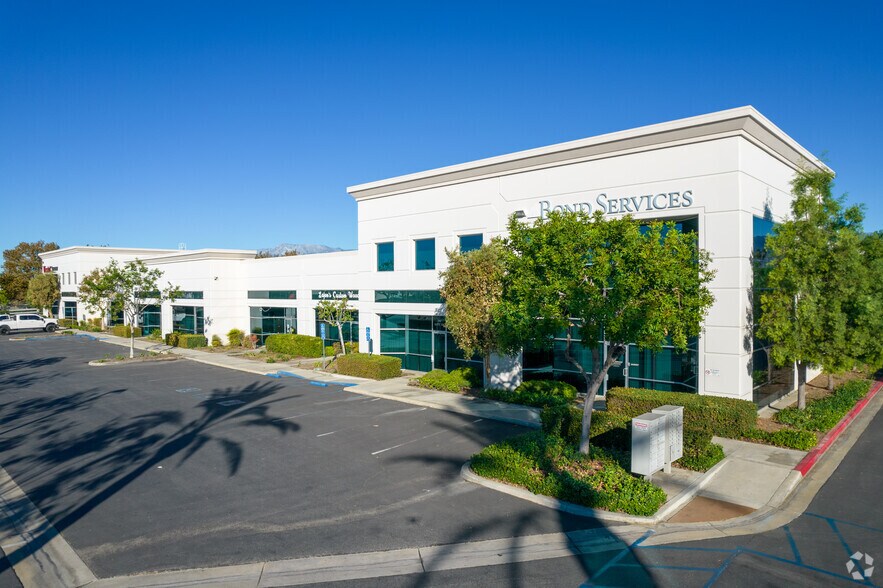 More Photos Of 290 W Orange Show Rd, San Bernardino Warehouse For Sale