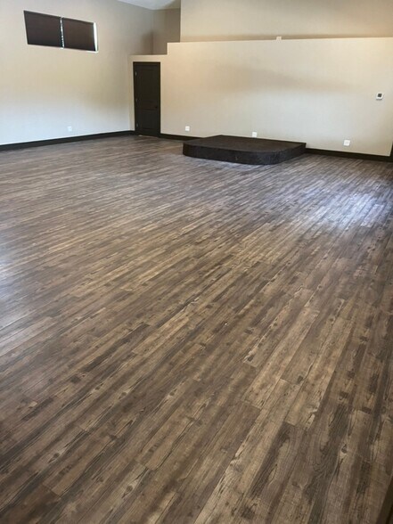 More Photos Of 10910 Ruden Rd, North Fort Myers Specialty For Sale