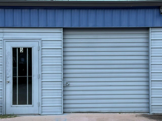 More Photos Of 14 Utility Dr, Palm Coast Industrial For Lease