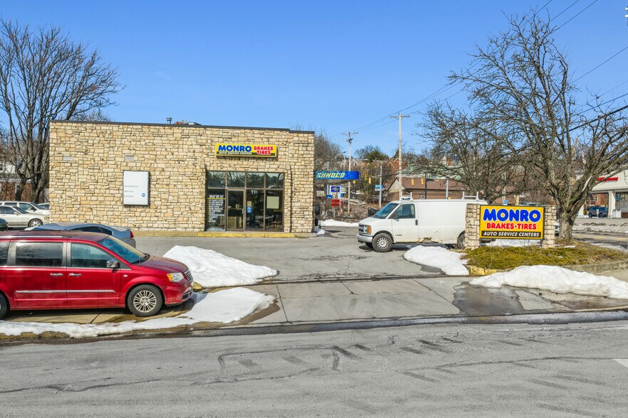 More Photos Of 331 Cochran Rd, Mt Lebanon Freestanding For Sale