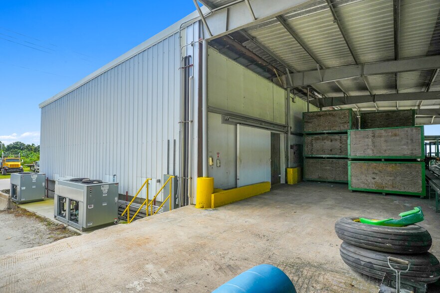 More Photos Of 901 NW 9th St, Belle Glade Refrigeration Cold Storage For Sale