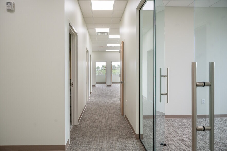 More Photos Of 2013 Cedarbridge Ave, Lakewood Office For Lease