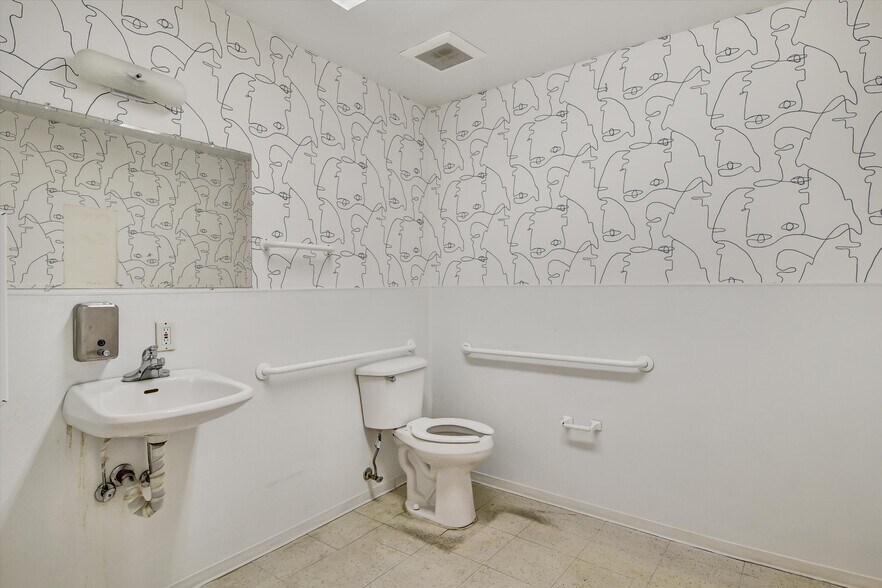 More Photos Of 39-45 Polk St, San Francisco Office For Lease