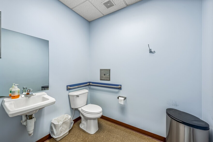 More Photos Of 2202 Jordan Rd SW, Fort Payne Medical For Sale