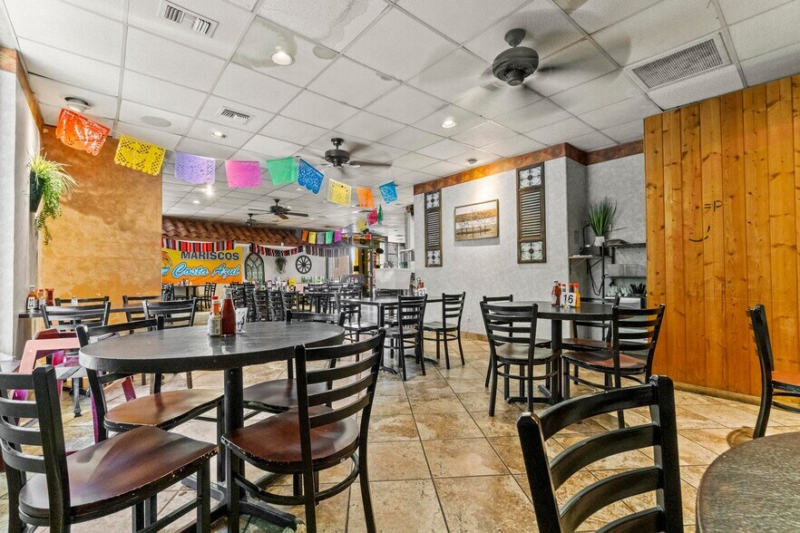 More Photos Of 200 N J St, Tulare Restaurant For Lease