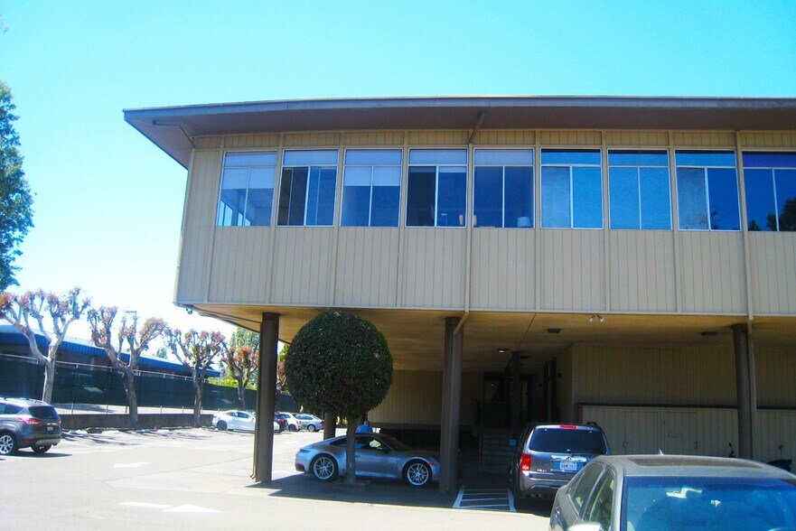 More Photos Of 180 Harbor Dr, Sausalito Office Residential For Lease