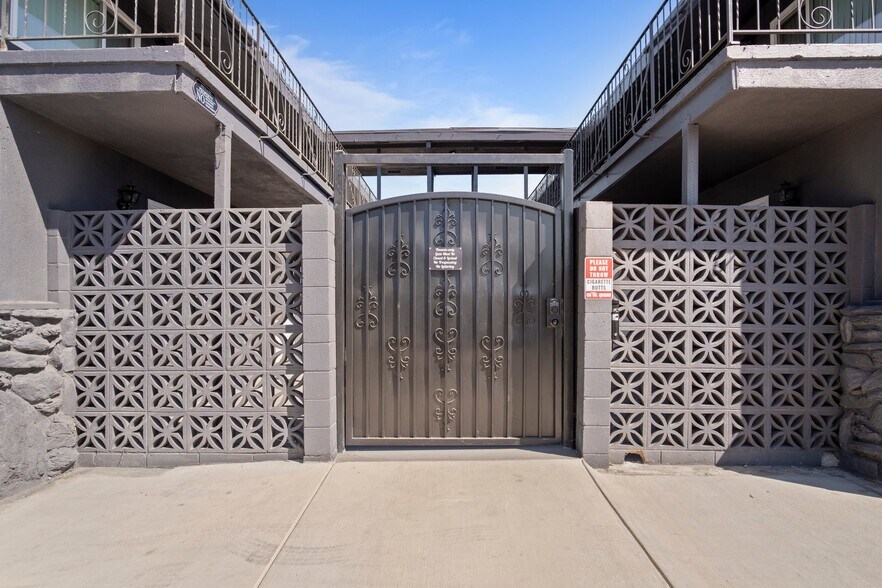 More Photos Of 116 Covena Ave, Modesto Apartments For Sale