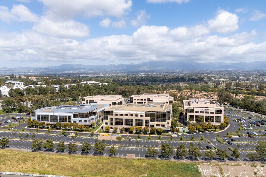 More Photos Of 4 Polaris Way, Aliso Viejo Office For Lease