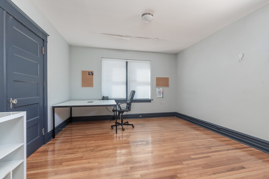 More Photos Of 3135 Lafayette Ave, Saint Louis Office For Sale