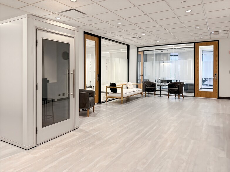 More Photos Of 1895 Tyler St, Hollywood Coworking Space