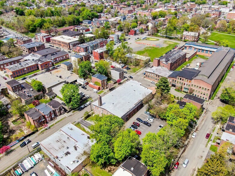 More Photos Of 24 Johnes St, Newburgh Light Manufacturing For Lease