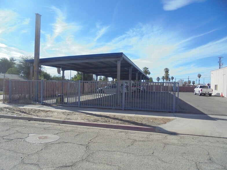 More Photos Of 127 S 1st St, Blythe Flex For Sale