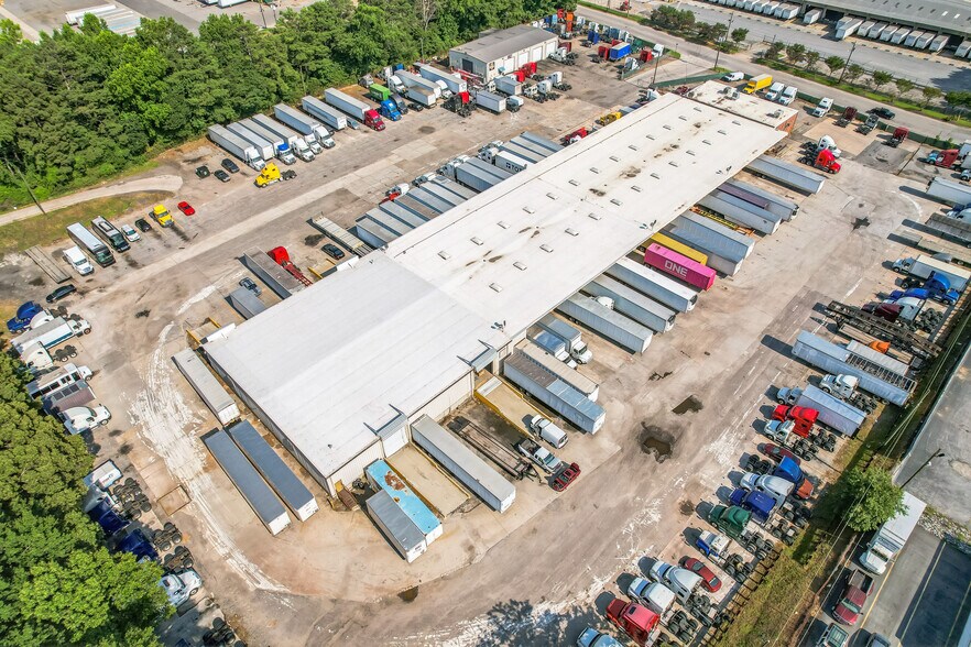 More Photos Of 1000 S River Industrial Blvd S, Atlanta Distribution For Lease