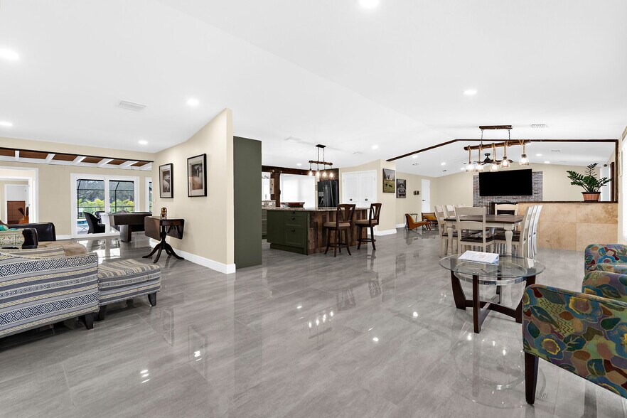 More Photos Of 22226 Sr 64, Bradenton Specialty For Sale