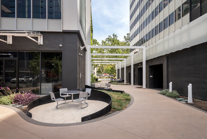 More Photos Of 111 W Saint John St, San Jose Unknown For Lease