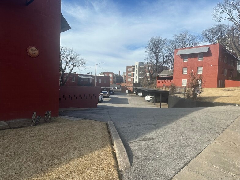 More Photos Of 1920 S Cheyenne Ave, Tulsa Apartments For Sale