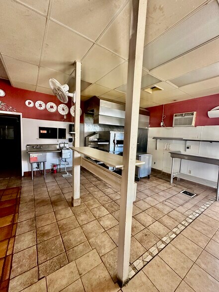 More Photos Of 400 Main St, Rio Vista Restaurant For Sale