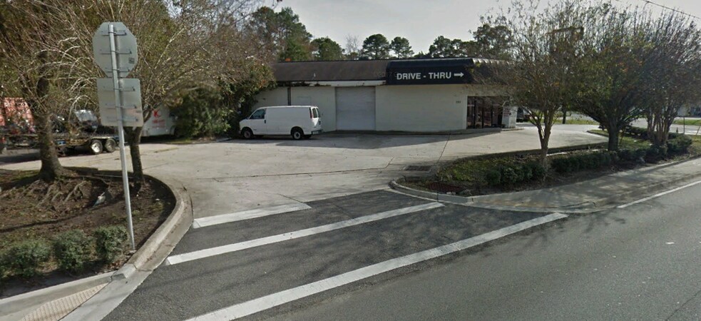 More Photos Of 569 Blanding Blvd, Orange Park Freestanding For Sale