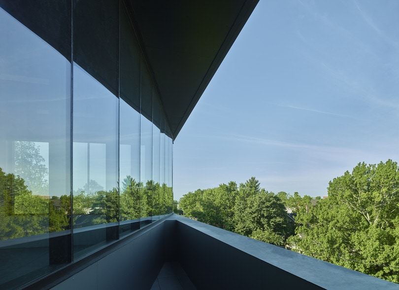 More Photos Of 307 S Main St, Bentonville Office For Lease