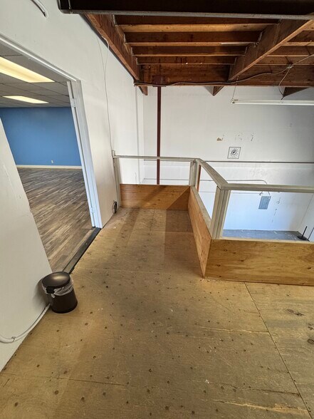 More Photos Of 1206 S Amphlett Blvd, San Mateo Warehouse For Lease