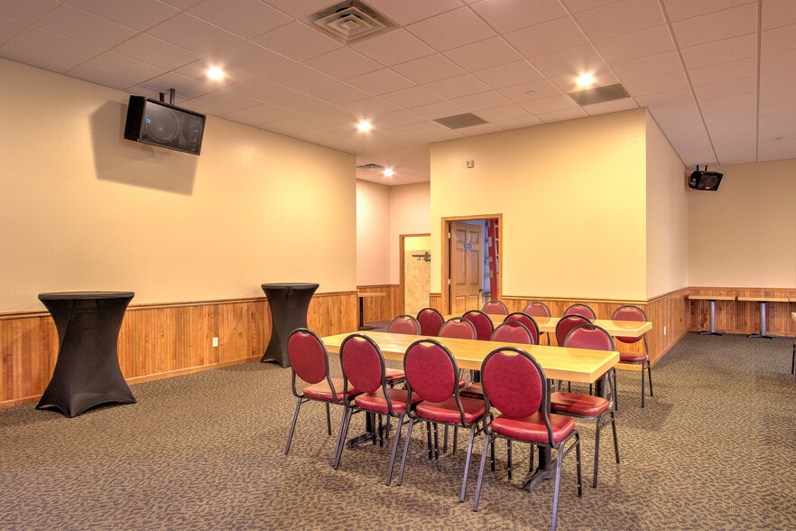 More Photos Of 1270 W 3rd St, Rush City Bowling Alley For Sale