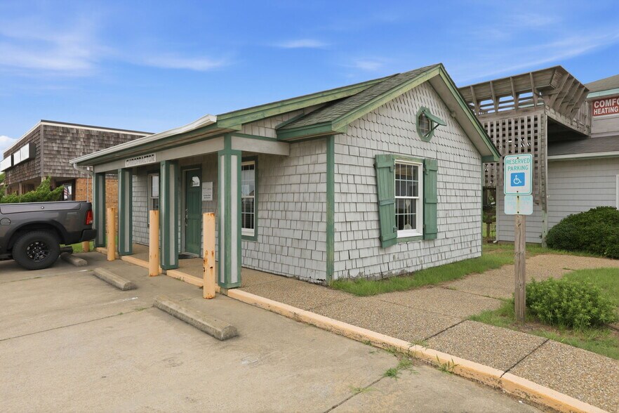 More Photos Of 2701 N Croatan Hwy, Kill Devil Hills Office For Sale
