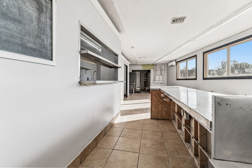 More Photos Of 715 McDuff Ave, Jacksonville Storefront Retail Residential For Sale