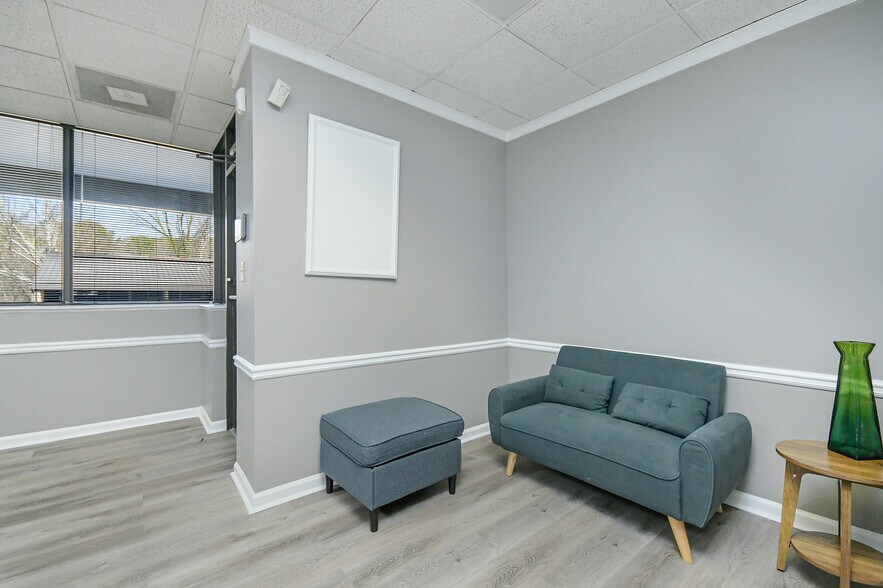 More Photos Of 3084 Mercer University Dr, Chamblee Loft Creative Space For Lease