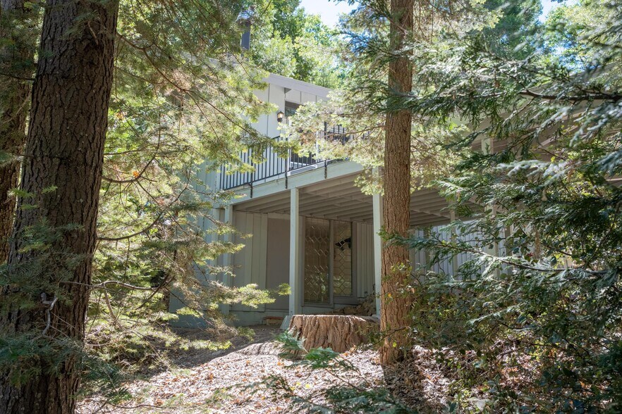 More Photos Of 32753 Birch Hill Rd, Palomar Mountain Freestanding For Sale