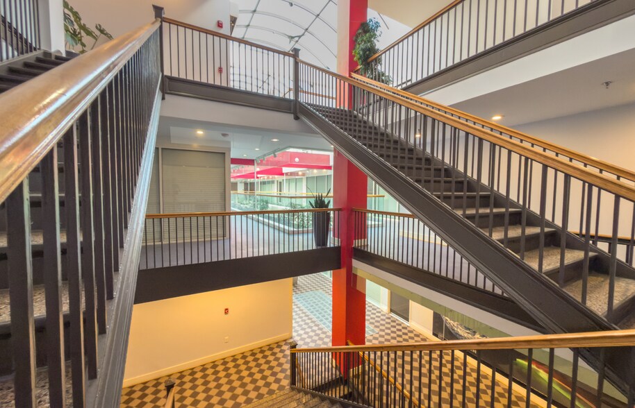 More Photos Of 110 Campbell Ave SW, Roanoke Loft Creative Space For Sale