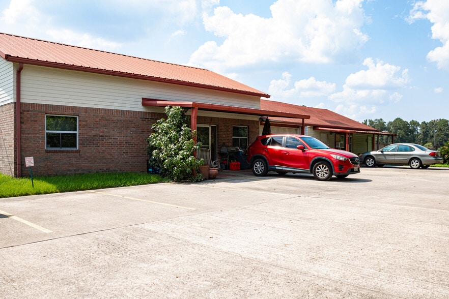 More Photos Of 409 Rayford Rd, Spring Freestanding For Sale