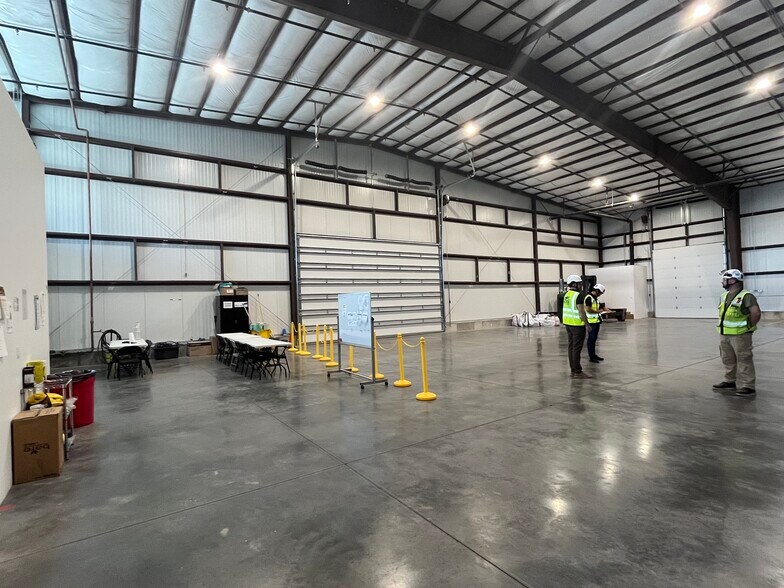 More Photos Of 6556 S Airport Rd, West Jordan Industrial For Lease