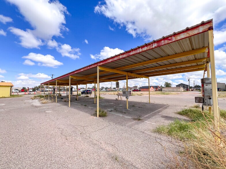 More Photos Of 521 W Murphy St, Odessa Land For Sale