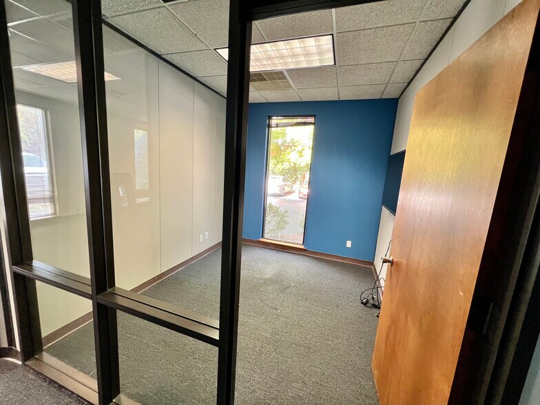 More Photos Of 1149 Executive Cir, Cary Office For Lease