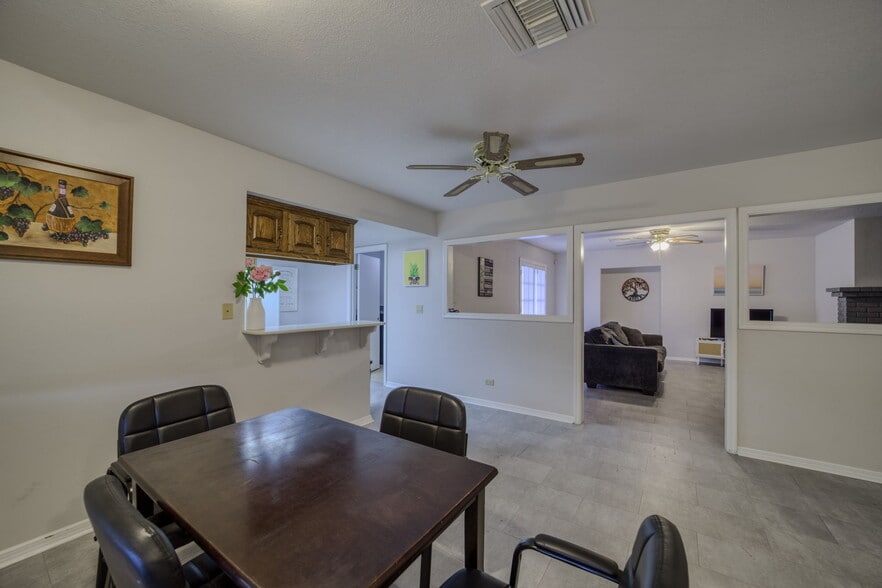 More Photos Of 5201 S Highway 95, Fort Mohave Storefront Retail Office For Sale