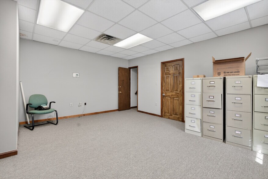 More Photos Of 1 W Main St, Marlton Office For Sale