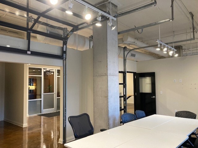 More Photos Of 345 Frazier Ave, Chattanooga Storefront Retail Office For Lease