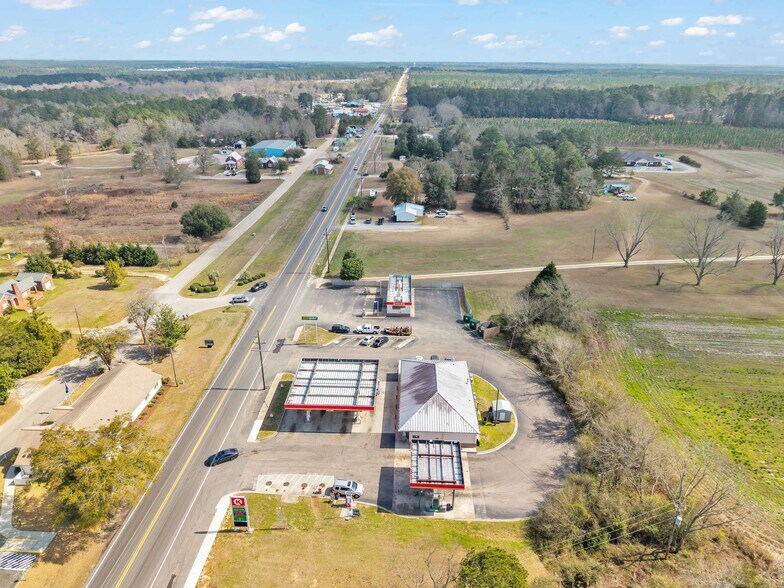 More Photos Of 206 Railroad Ave E, Wagener Freestanding For Sale