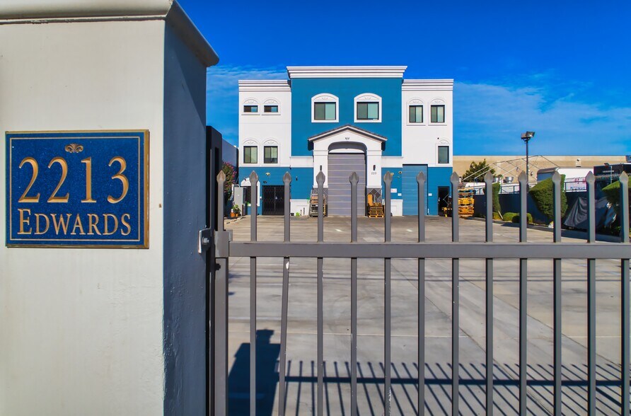 More Photos Of 2213 Edwards Ave, South El Monte Warehouse For Lease