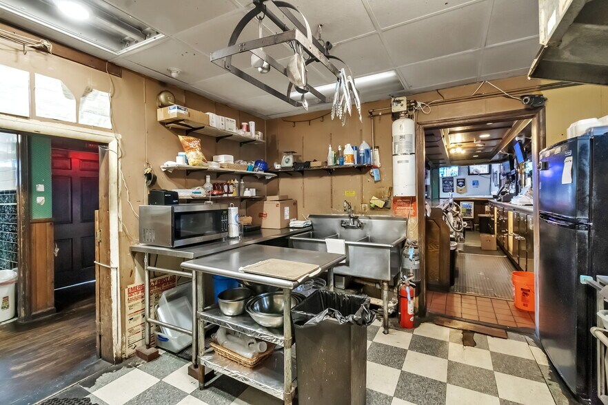 More Photos Of 2794 Harlem Rd, Cheektowaga Storefront Retail Residential For Sale