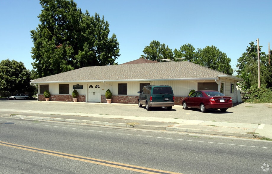 More Photos Of 841-843 Malone Rd, San Jose Office For Sale