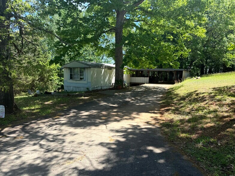 More Photos Of 142 Edith Dr, Taylors Land For Sale