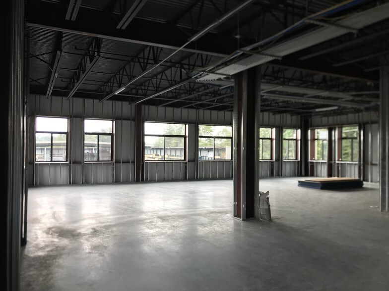 More Photos Of 3450 Berkmar Dr, Charlottesville Office For Lease